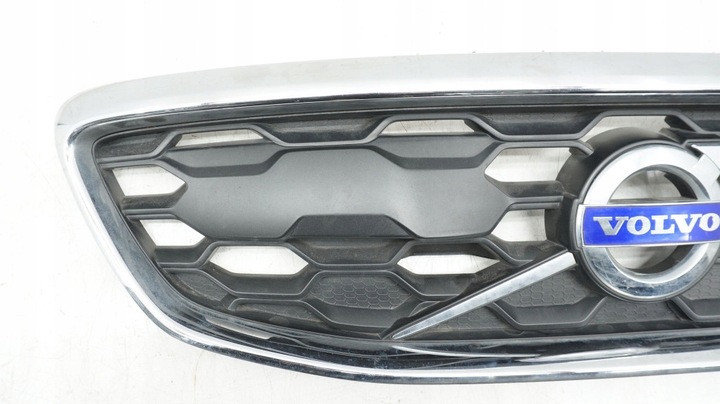 фото №2, Решітка радіатора решітка volvo v40 ii cc cross country 31301890 31301891