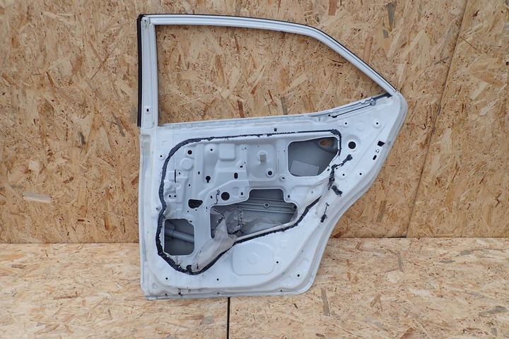 фото №9, Дверь toyota corolla xi e16 2013-2019 зад правые