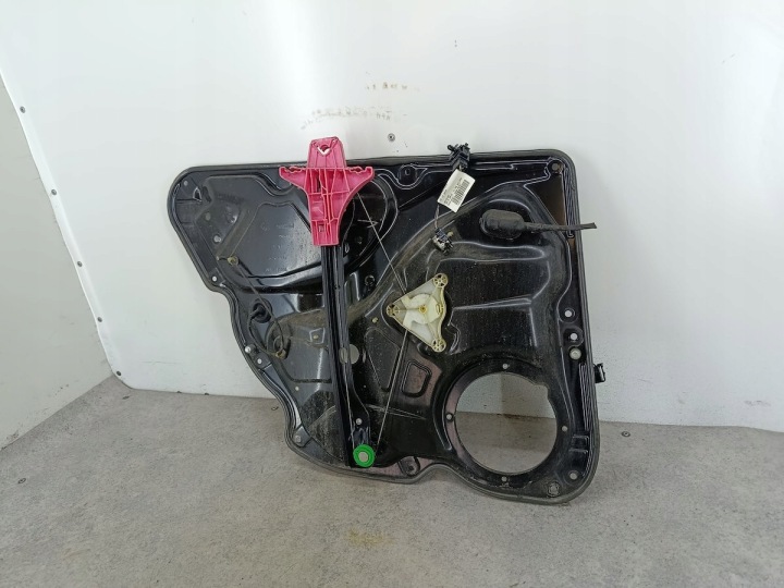фото №9, Склопідйомник правий зад з stelażem vw passat b7 974226-320 brose