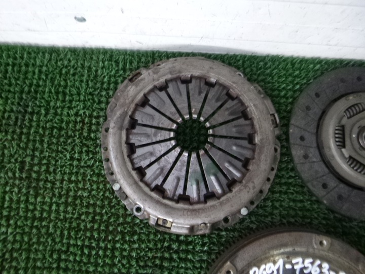 фото №4, Ford kuga mk2 1.6 ecoboost зчеплення колесо притиск оригінальний номер