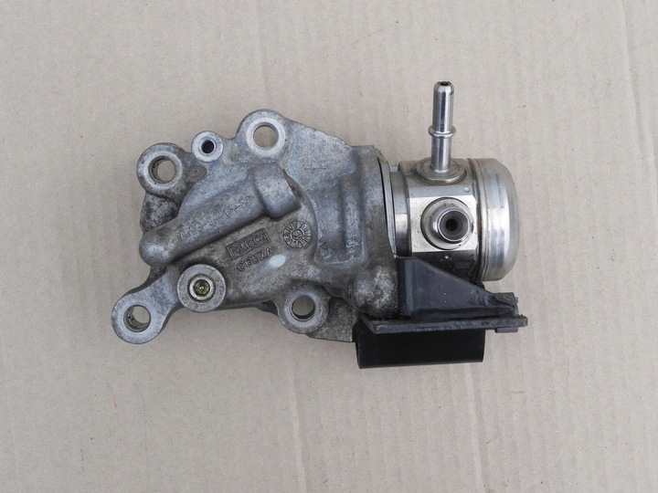 фото №1, Ford galaxy mk3 s max 2.0 ecoboost насос пального