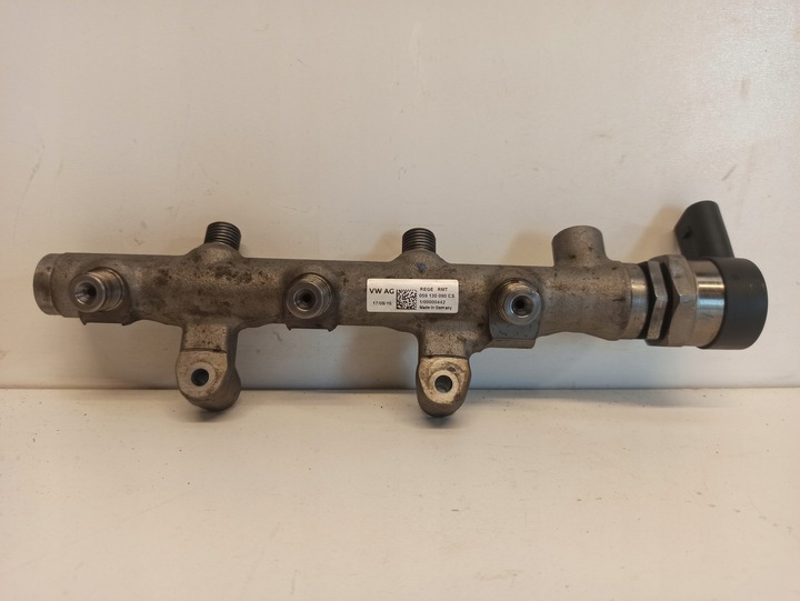 фото №1, Планка вприскувальний a6 c7 3.0 059130090cs 057130764am