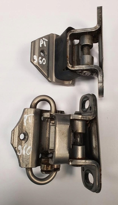 фото №1, Петли дверь правые зад volvo 960 пара