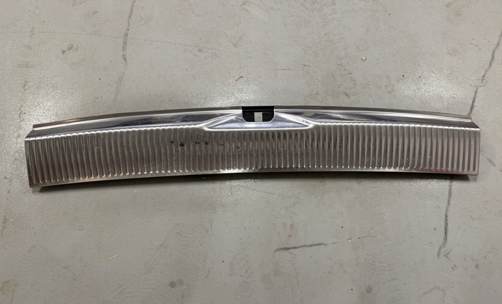 фото №1, Планка пороговая vw t6 pod крышка багажника хром защита накладка порог