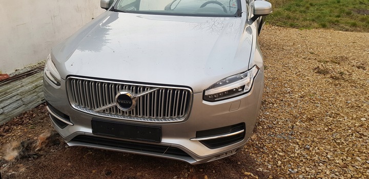 фото №1, Volvo xc90 ii чверть перед передня 477