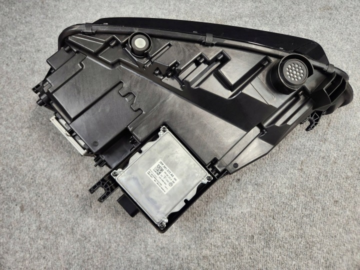 фото №16, Фара фара передня права audi r8 8s laser 4s0941086 15-24