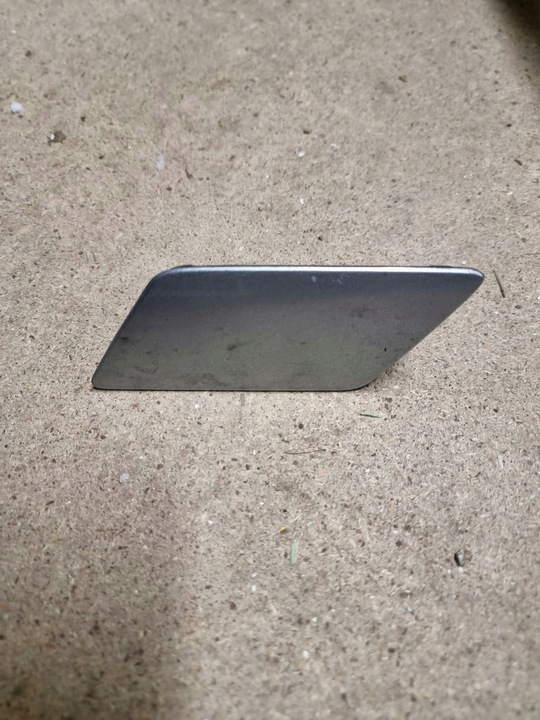 фото №1, Audi q5 80a заглушка омывателя левая