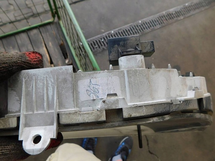 фото №7, Nissan serena 2.3d 1995r спидометр приборы