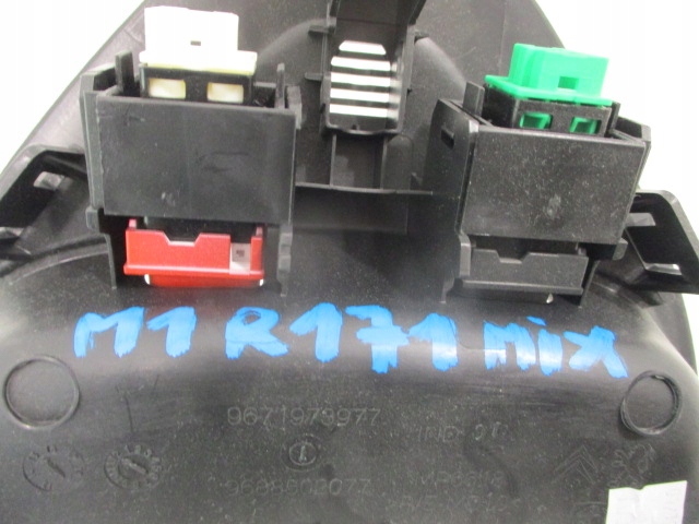 фото №9, Citroen ds4 лампа стеля освітлення кабіни 9671973977