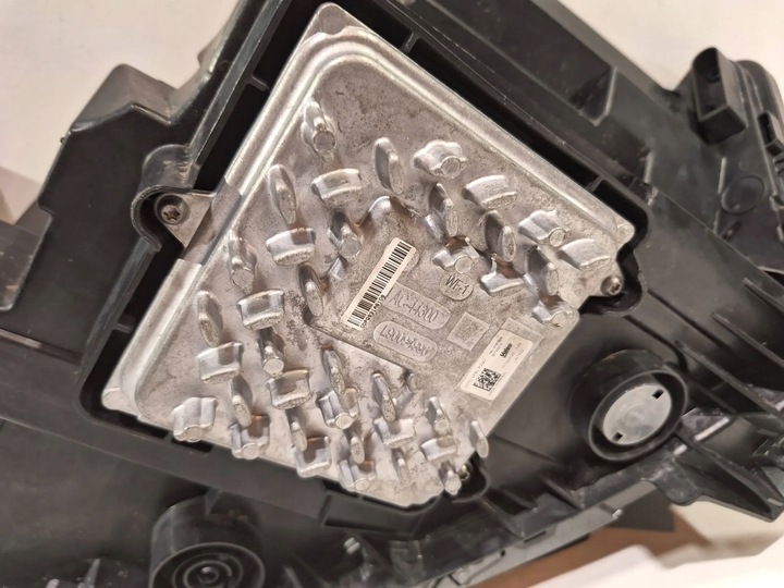 фото №11, Лампа перед левая новая полный led 9834016880 opel mokka b intellilux 20-