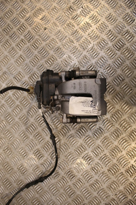 фото №7, Bmw g01 g30 суппорт тормозной зад 6870575 6870576