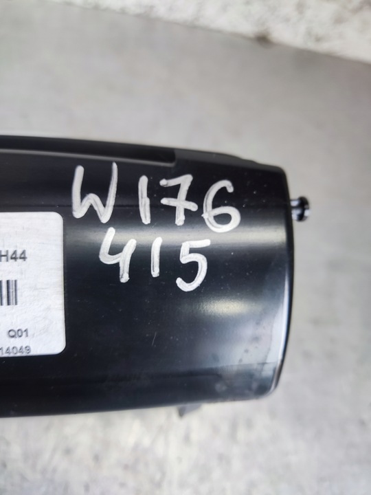 фото №8, Mercedes a класс w176 пепельница туннеля среднего a1766801250