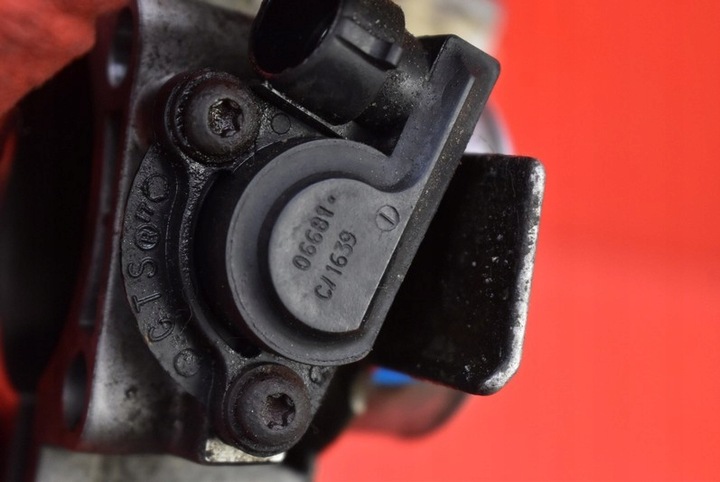 фото №9, Дросельна заслінка 90529710 opel vectra b 1.6 16v 101 km рестайлінг 99-02