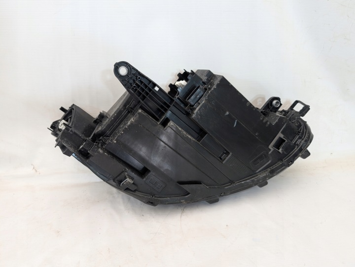 фото №13, Vw passat b9 полный led 3j1941005 левая фара j-8396