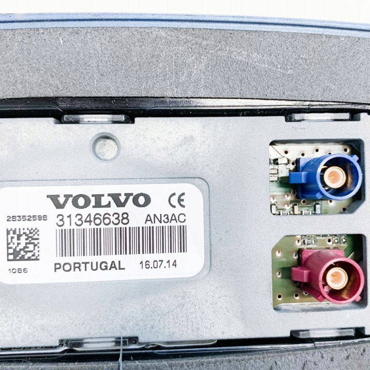 фото №7, Volvo v60 2015 антена gps