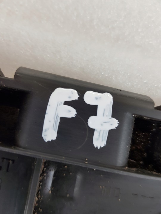 фото №10, Dacia lodgy ковзун бампера правий зад 850447121r