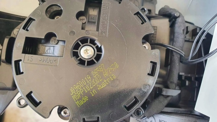 фото №6, Mercedes 204 рестайлінг дзеркало ліве 13pin 2048103776 оригінал