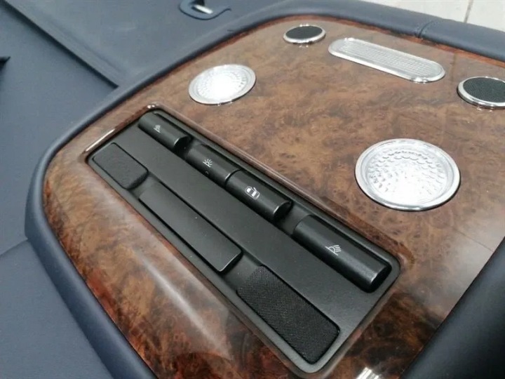 фото №8, Потолок bentley 3w8867506n
