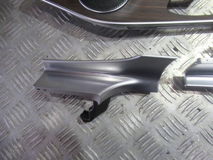 фото №14, Mercedes glc suv w253 рестайлінг планки декори панелі консолі двері тунелю комплект