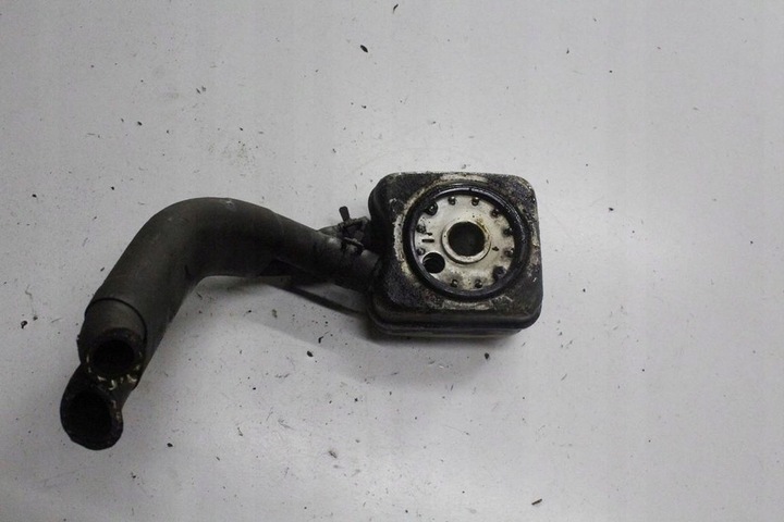 фото №1, Vw new beetle 01 1.6 основание фильтра масла