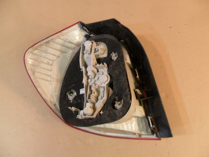 фото №12, Задняя лампа bmw серии 1 e87 e81 правая рестайлинг