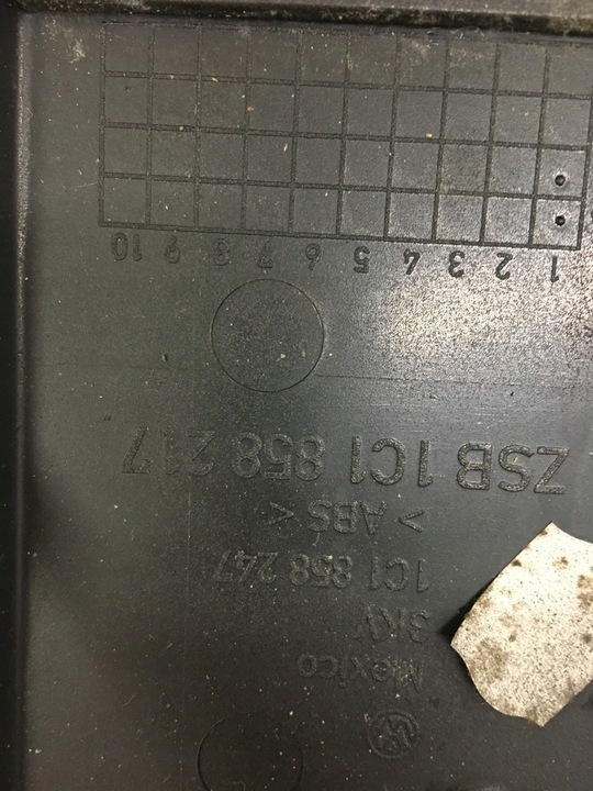 фото №14, Пластик захист консолі ліва vw new beetle 1c1858217