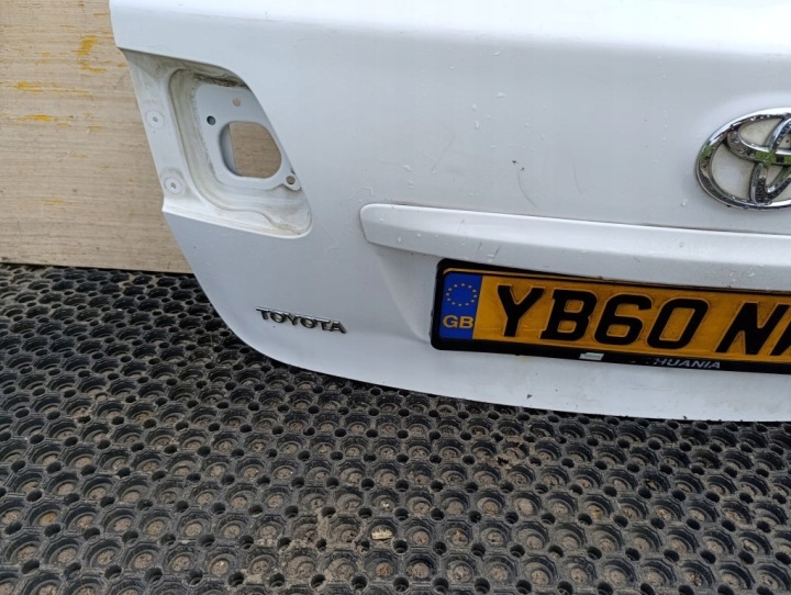 фото №7, Toyota avensis t27 універсал 5d кришка зад 040
