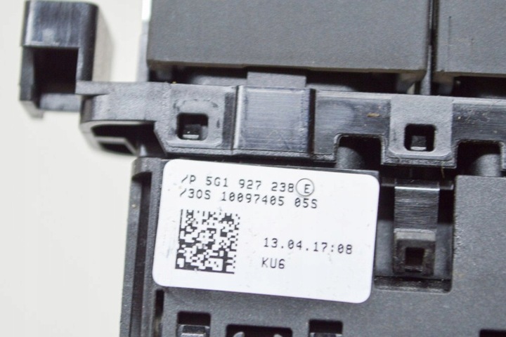 фото №8, Volkswagen golf mk7 gti перемикач датчиків паркування кнопка 5g1927238