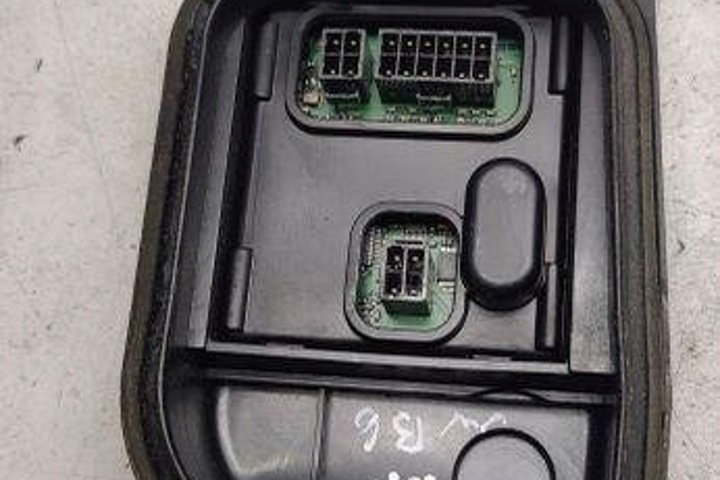фото №2, Модуль ксенон vw passat b7 аксесуар 365 3c0941608 2.0l дизель 2007