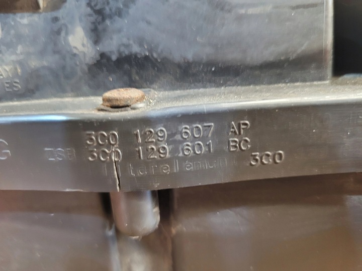 фото №4, Volkswagen корпус фільтра повітря 3c0129607ap