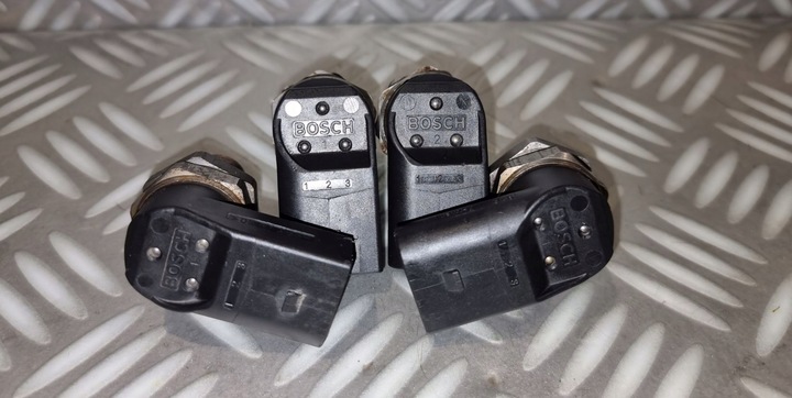 фото №15, Bmw e60 e90 2.0 3.0 d m57n датчик давления топлива 7787167 0281002497 06r