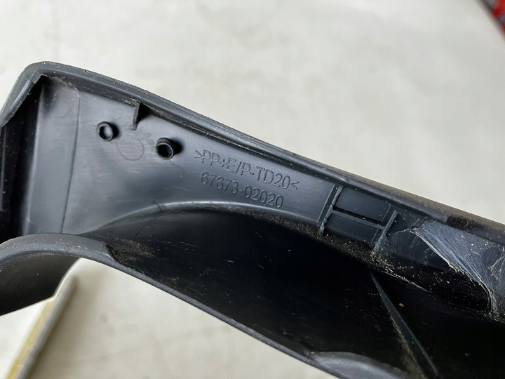 фото №9, Corolla e21 планка защита дверь правый зад