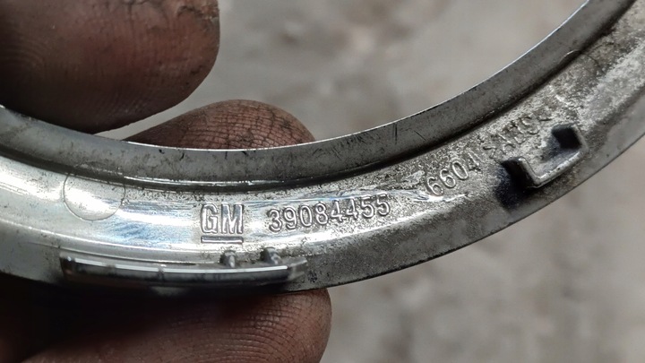 фото №3, Opel crossland емблема решітка решітка 39084455