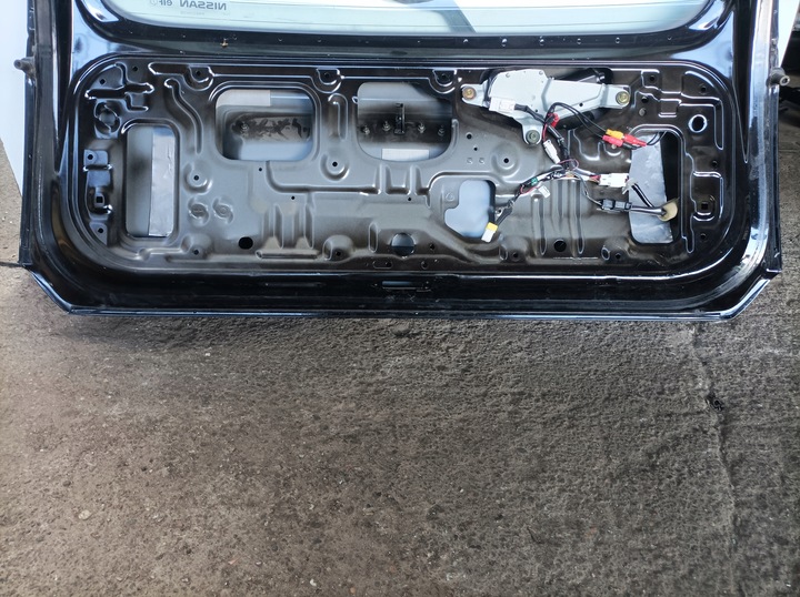 фото №8, Кришка багажника зад nissan x-trail i t30 комплектна