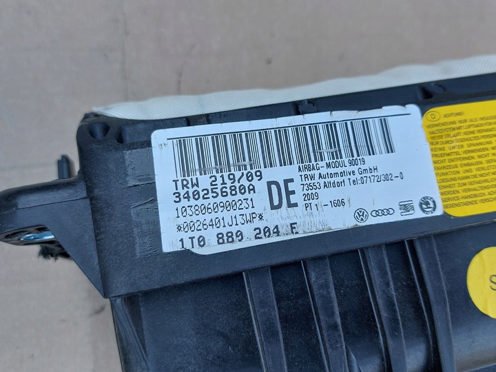 фото №6, Vw touran i рестайлинг подушка безопасности подушка ремни 1k0880201bt 1t0880204e 1t1857705b