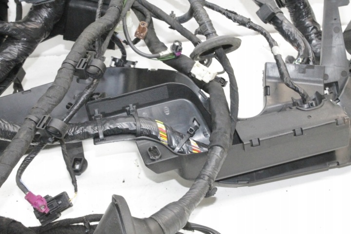 фото №7, Джгут кабелі polestar 2 p 32212356 електричний 300kw 2021