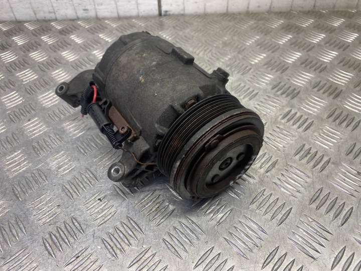 фото №12, Компрессор кондиционера mini one cooper s r50 r52 r53 01139014