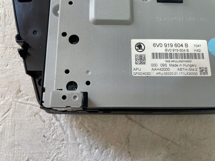 фото №11, Skoda fabia iii универсал экран дисплей радио навигации 6v0919604b