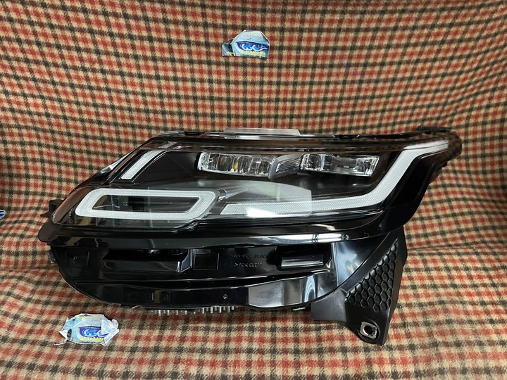 фото №1, Land rover velar полный led левый