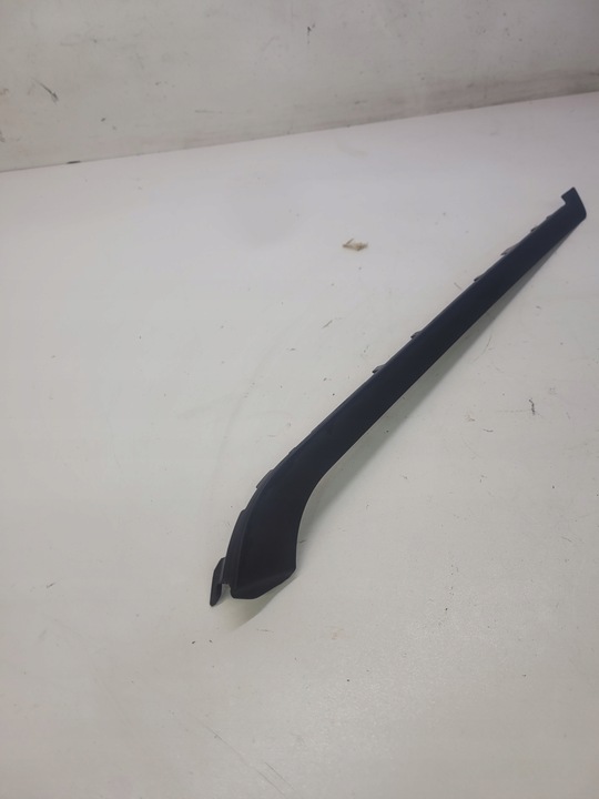 фото №3, Защита направляющей ролеты audi a8 d4 4h4863657