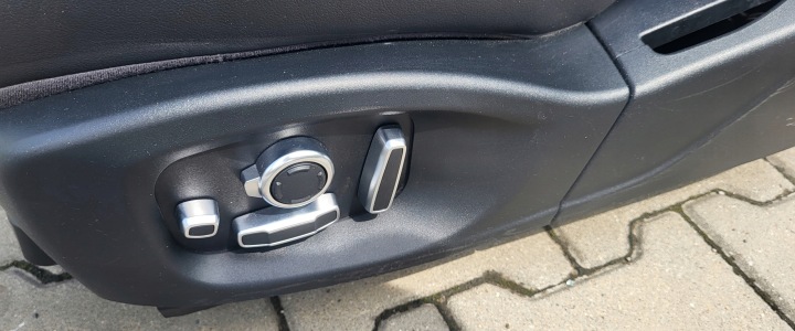 фото №5, Jaguar xe sedan сидіння диван обшивки шкіра комплект