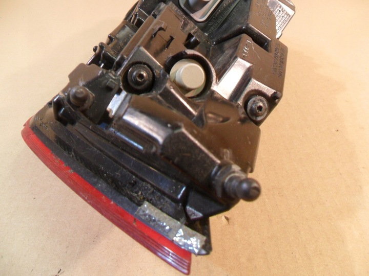 фото №15, Audi tt 8s лампа led зад ліва 8s0945095e