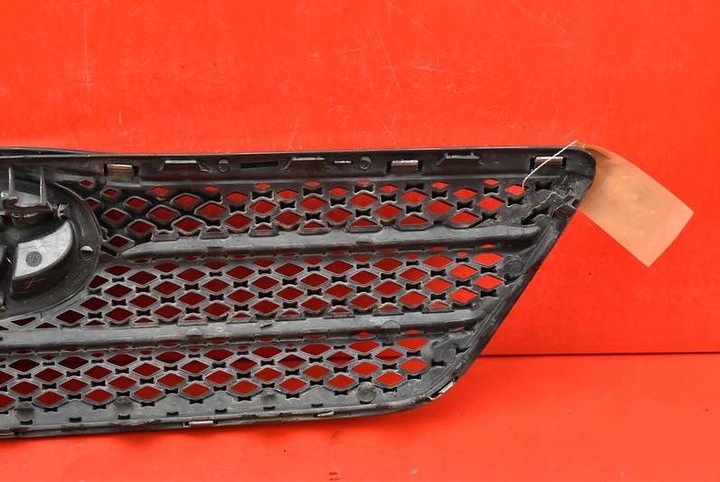 фото №6, Решітка решітка радіатора чорна 54114-02010 toyota corolla e12 00-08