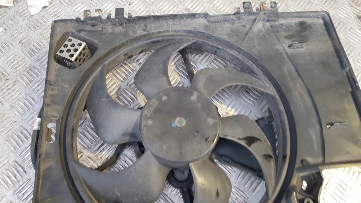 фото №12, Nissan micra k12 1.2 вентилятор охлаждения радиатора (диффузор) корпус 1831443000