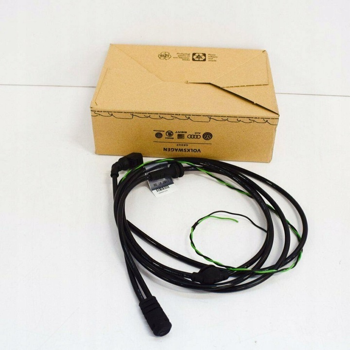 фото №2, Шланг датчик швидкості праві vag для  audi a6 a7 s6 s7 2012-2017