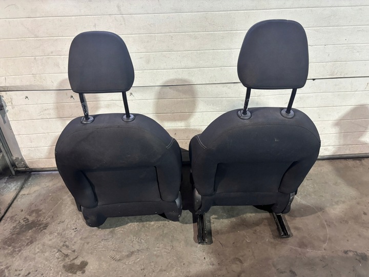 фото №9, Сиденья peugeot 208 правые перед