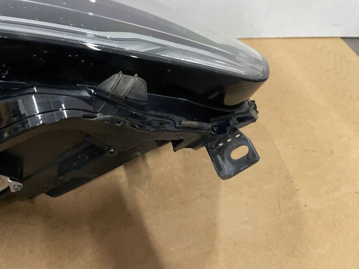 фото №10, Renault kangoo iii 3 iv 4 21- лампа права перед повний led правий 260103264r