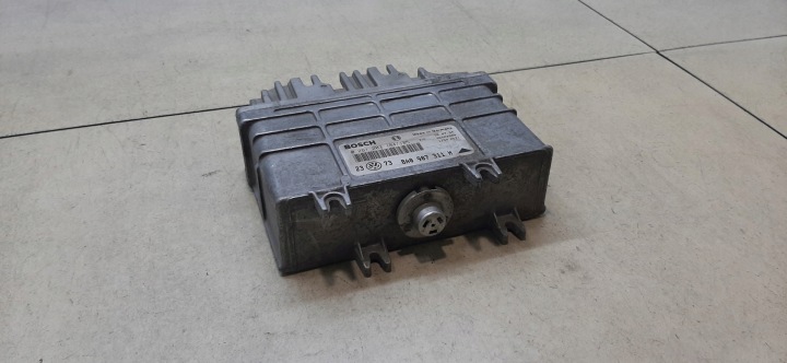фото №5, Блок керування двигуном (ecu) vw golf iii 1.8 8a0907311h