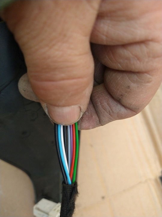 фото №8, Важіль дзеркало лівого 2326.36.289 citroen c3 2016-21 9 pin європа