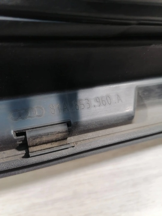 фото №11, Audi (oem) 81a853960a молдинг дверь